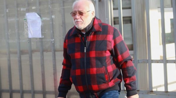 Чешкият външен министър Ян Хамачек потвърди че търговецът на оръжия