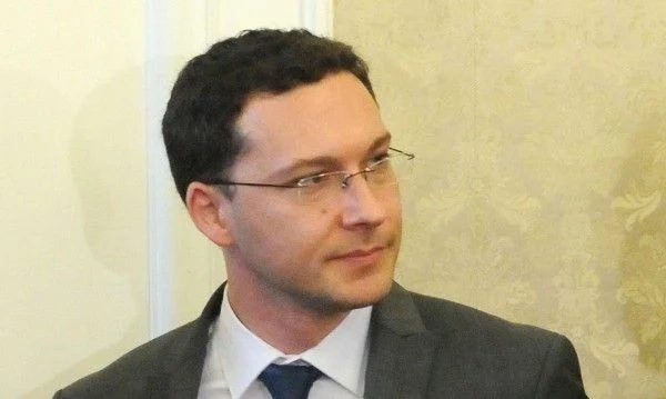 ГЕРБ - СДС са изпратили покана към ИТН за среща в Народното събрание