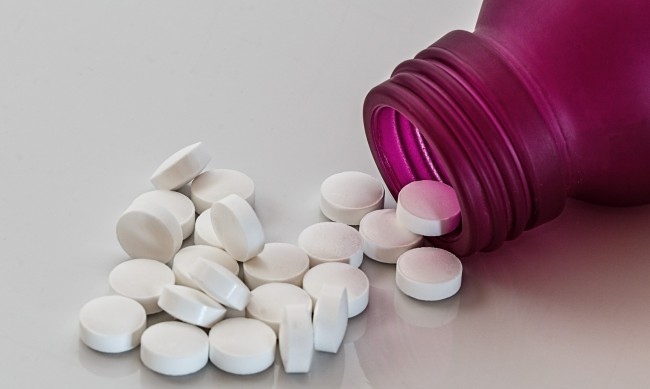 Хапчета за отслабване с опасни съставки продължават да се продават