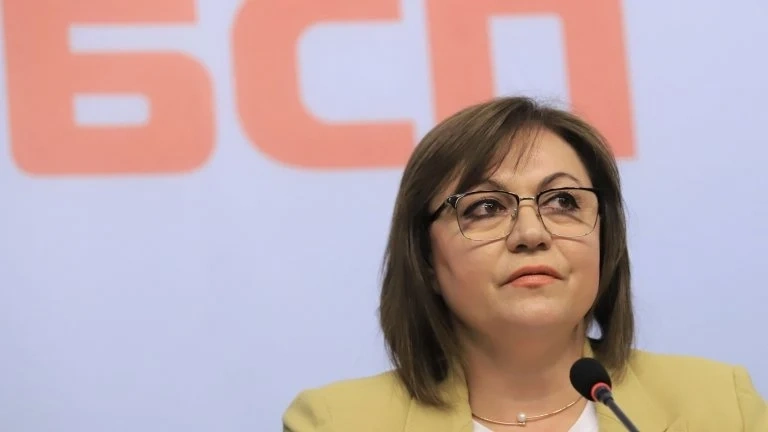 Нинова не остана длъжна на Борисов и му отговори за удобния лидер