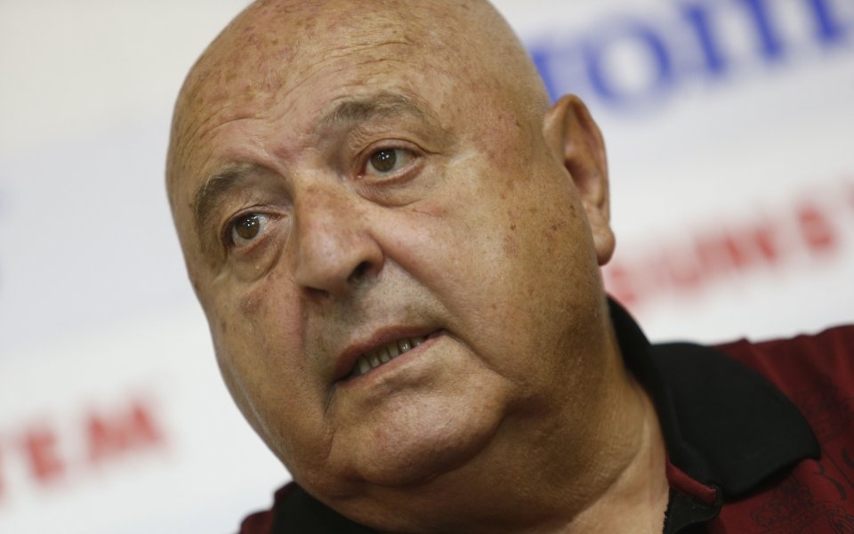 Президентът и собственик на Славия Венцеслав Стефанов е бил приет