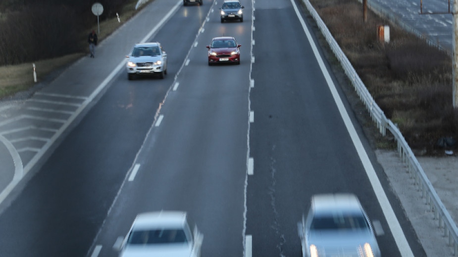 Интензивно е движението на изхода от София към магистрала Тракия