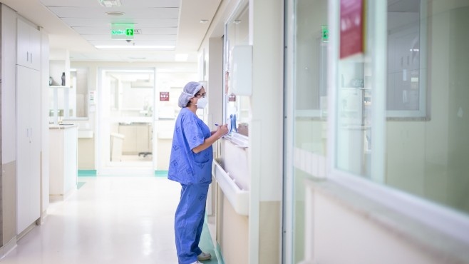 Временни противоепидемични мерки се въвеждат в Бургаско заради завишената заболеваемост