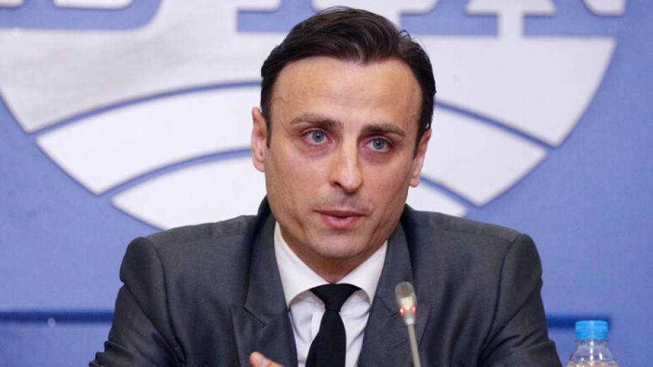 Кандидат президентът на Българския футболен съюз Димитър Бербатов коментира в своя