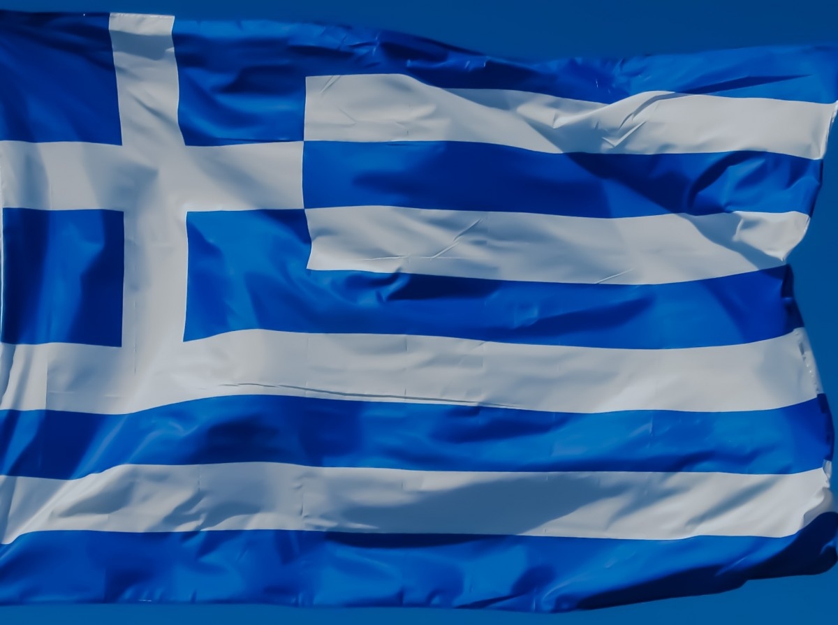 От днес се променят мерките в Гърция Облекчават се но