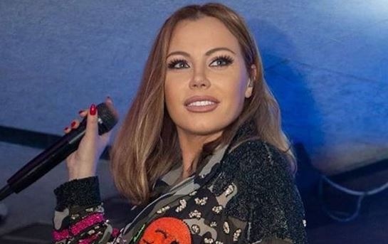 Камелия изненада с нова промяна във външния си вид Атрактивната