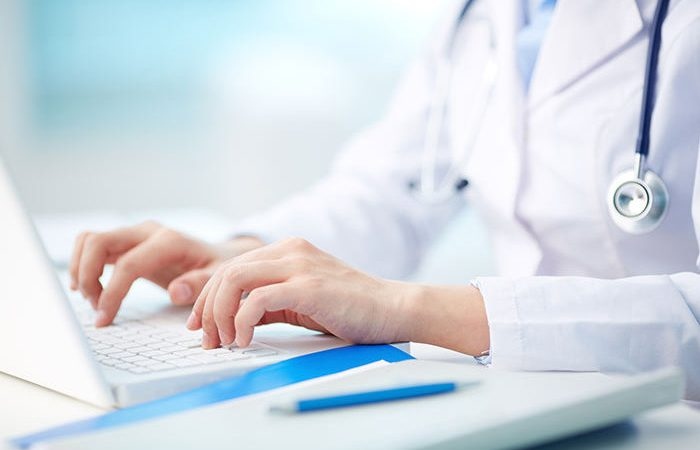 Бялата и електронната рецепта ще важат до края на май