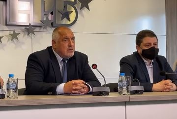 Сега навързах всичко защо Радев прави това правителство Това