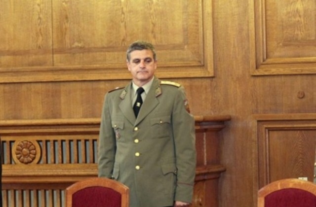 Президентът Румен Радев ще заложи за служебен премиер на бригаден