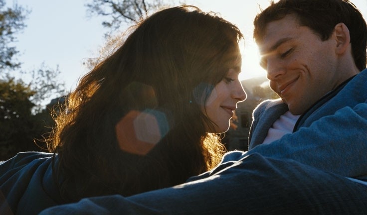 Учени разкриха защо хората си падат по романтични филми