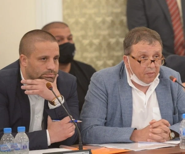 PR на градуса са виден опозиционер и зам.-шефът на БАПРА