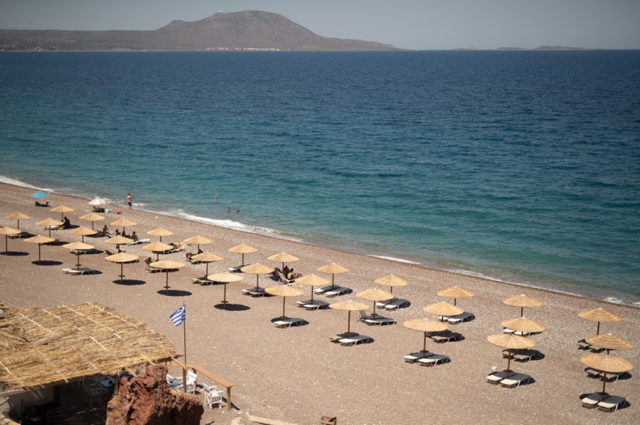 Гърция откри сезона - какви са правилата за туристите