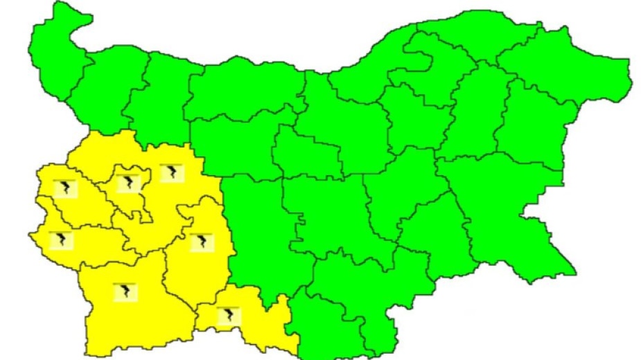 Жълт код за гръмотевични бури е обявен за днес в