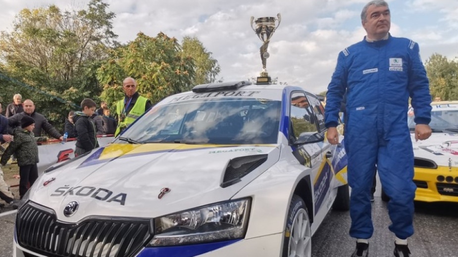Трикратните шампиони на България в рали дисциплината и защитаващи званието