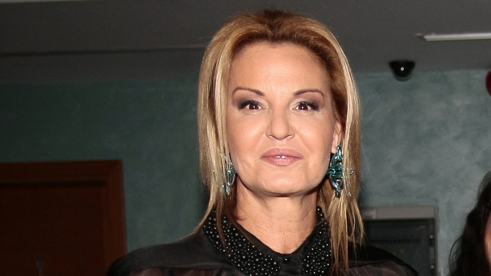 Стефка Костадинова възнамерява да търси правата си в съда след като