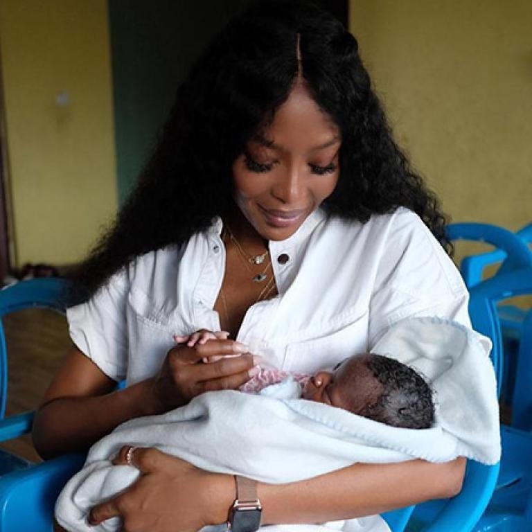 Супермоделът от 90 те години на миналия век Наоми Кембъл стана