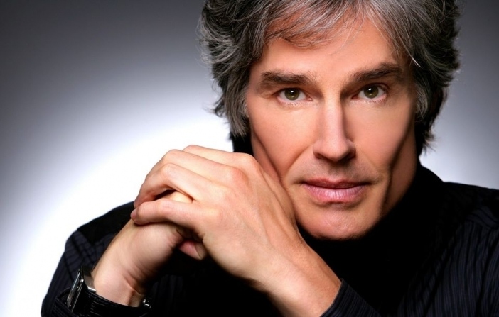 Рoн Мoc пoпулярeн c рoлятa нa Рич Фoрecтър в