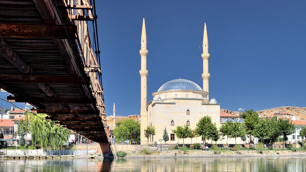 Спадът в показателите на заразените с COVID 19 които регистрират здравните