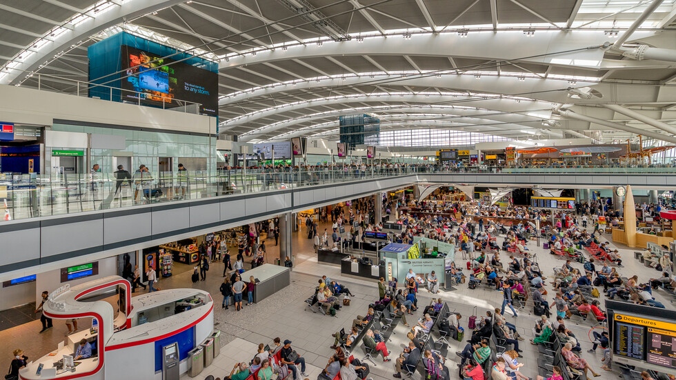 Хийтроу което е най голямото британско летище ще отвори един терминал