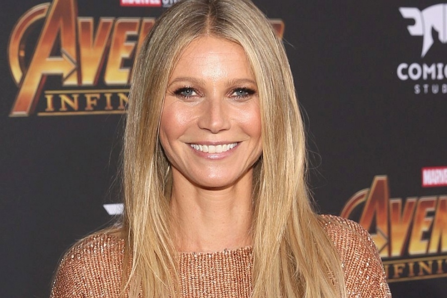 Мъж съди компанията на Гуинет Полтроу: свещ с интимния ѝ аромат избухнала