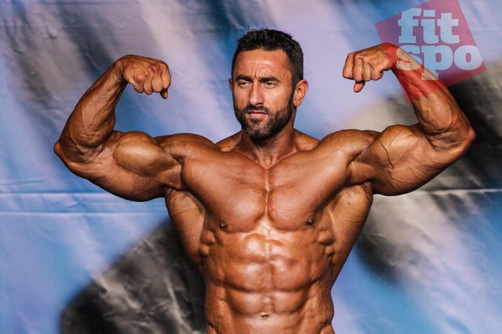 Закоравял рецидивист се оказва купувачът на фирмата на новоназначения изпълнителен