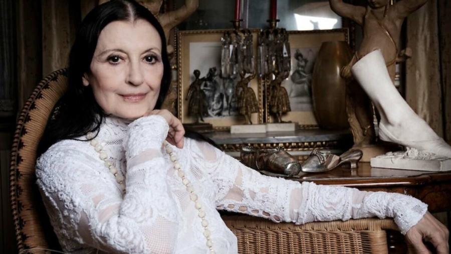 Почина примабалерината Карла Фрачи