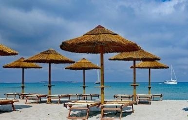 13 български плажа и едно яхтено пристанище отговарят на световния