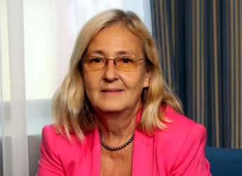 Проф. Кожухарова: Допуснаха се грешки с пандемията у нас