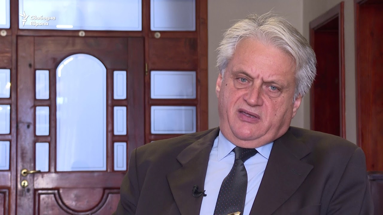 Служебният вътрешен министър Бойко Рашков е с отнет достъп до