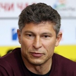 Легендата Красимир Балъков вече не е мениджър на ЦСКА 1948