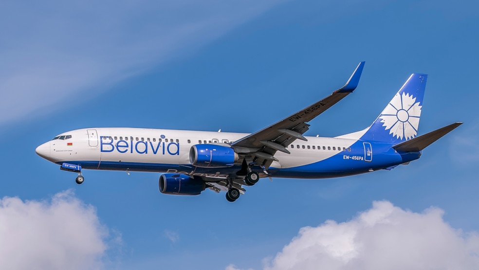 Националната авиокомпания на Беларус Белавия преустанови полетите до 21