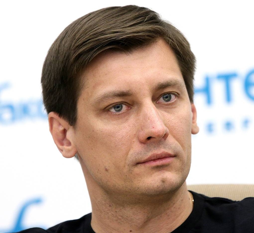 Руският опозиционер и бивш депутат Дмитрий Гудков който бе арестуван