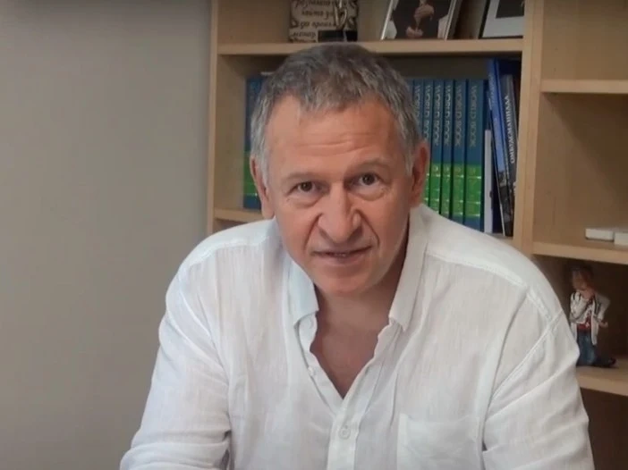 Стойчо Кацаров да провери всички трансплантации