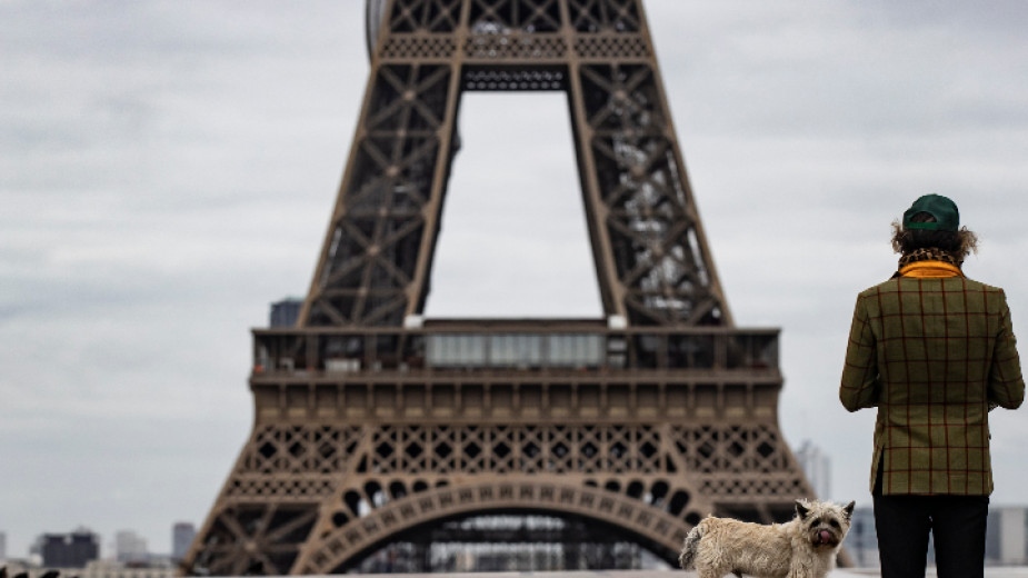 Франция променя правилата за влизане в страната на ваксинирани граждани