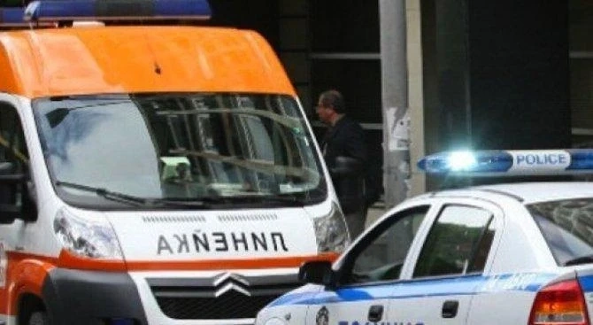 Четирима загинаха при катастрофа край Микре