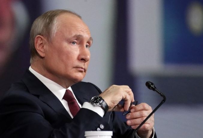 Руският президент Владимир Путин подписа закона за излизането на Русия