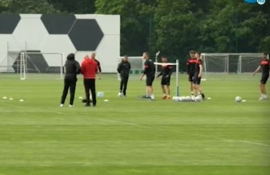 Световният шампион по футбол Франция посреща България на Стад дьо