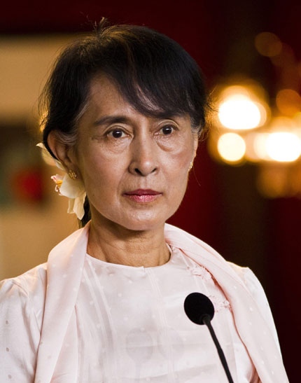 Срещу бившата ръководителка на Мианма Аун Сан Су Чжи свалена