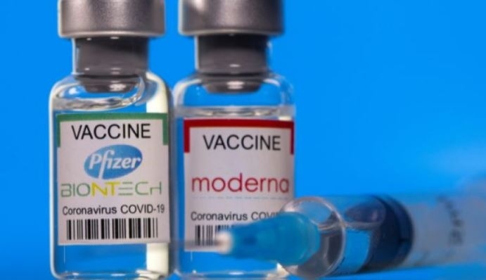Регулатори в САЩ на спешна среща заради миокардити след ваксинации с Пфайзер и Модерна