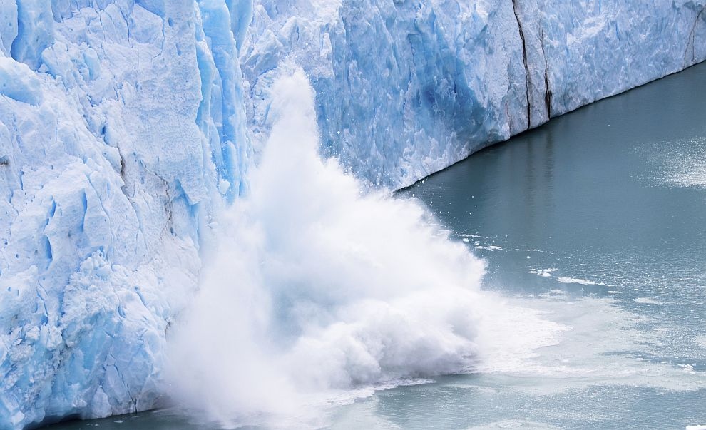 Леденият шелф на антарктически ледник, който възпира разпадането му на
