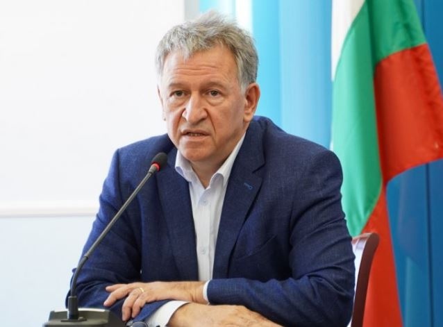 В Министерство на здравеопазването се провежда среща между министъра на