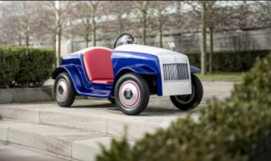 Rolls-Royce възстанови първата си електрическа кола
