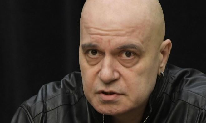 Лидерът на Има такъв народ Слави Трифонов ще направи първата