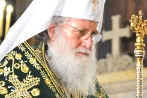 Състоянието на патриарх Неофит се подобрява