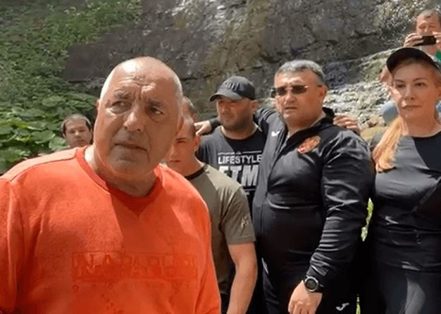 Председателят на ГЕРБ Бойко Борисов обяви че НАП е започнала