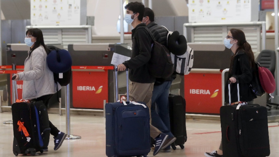 Испания отменя изискването за представяне на каквито и да е