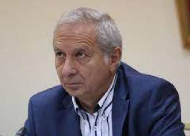 През април 2019 г строежът на емблематичната сграда Златен век