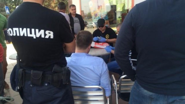 Днес точно в 10 часа екипи на МВР НАП и