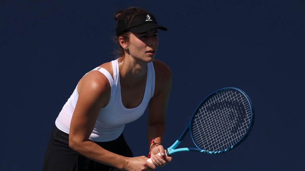 Спортист №1 на България Цветана Пиронкова с лекота се класира