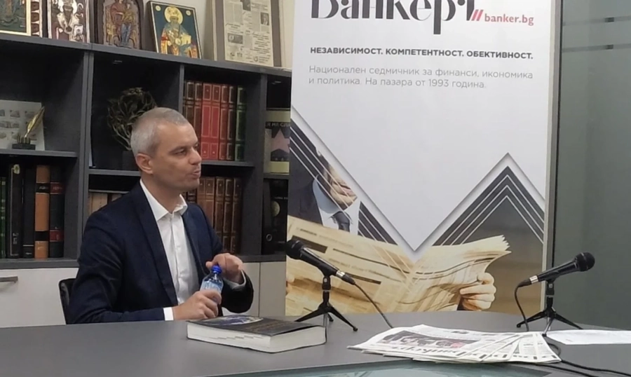 Костадин Костадинов от Възраждане се врътна към САЩ